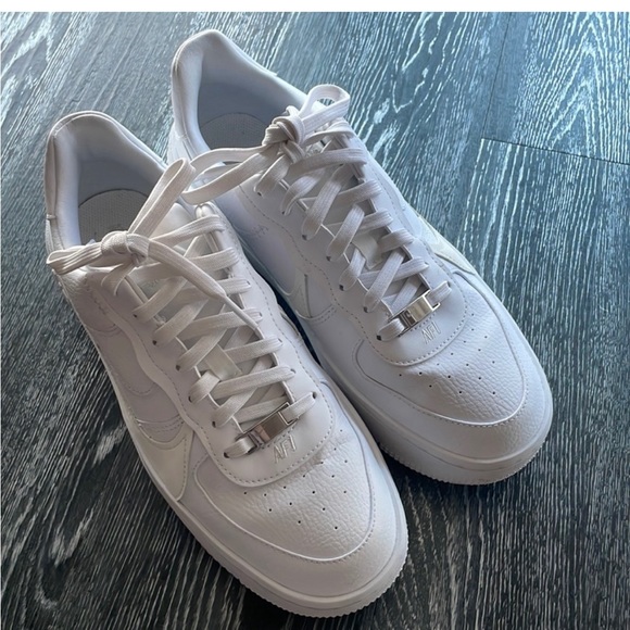 Nike Air Force 1 plt.af.orm white sneakers size 9 - Picture 2 of 4